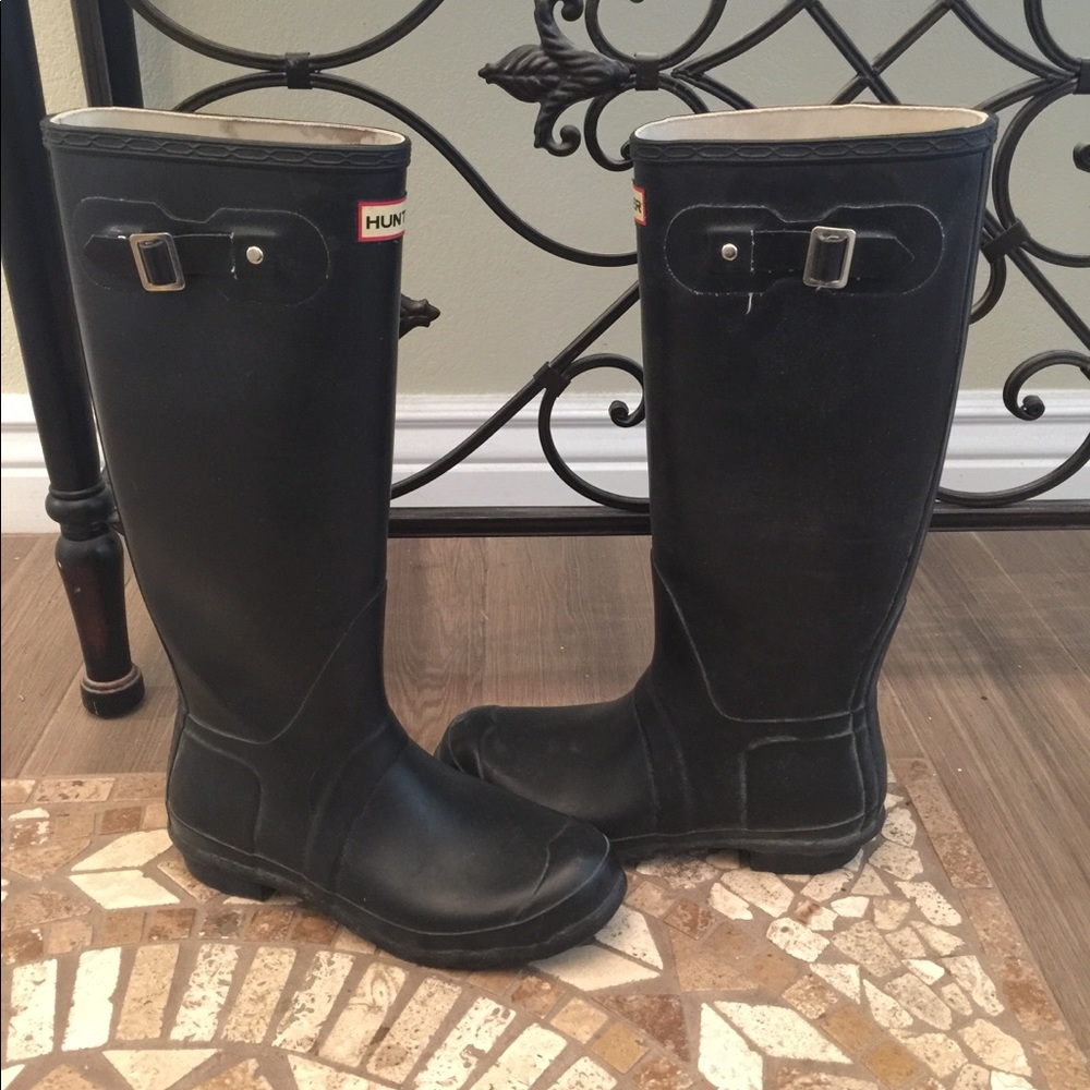 Black Matte Hunter rain boots